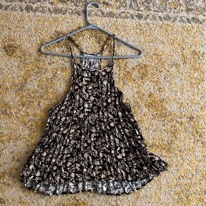 American Eagle Floral Crop Top